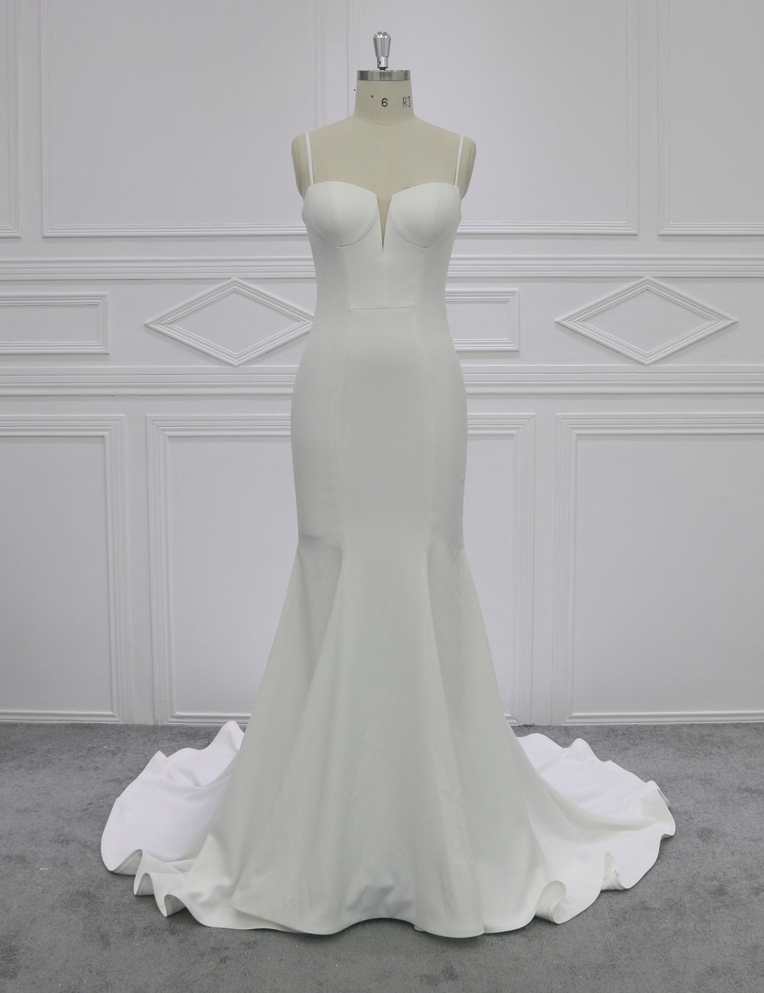 Modern Mermaid Bridal Gown for Retailer