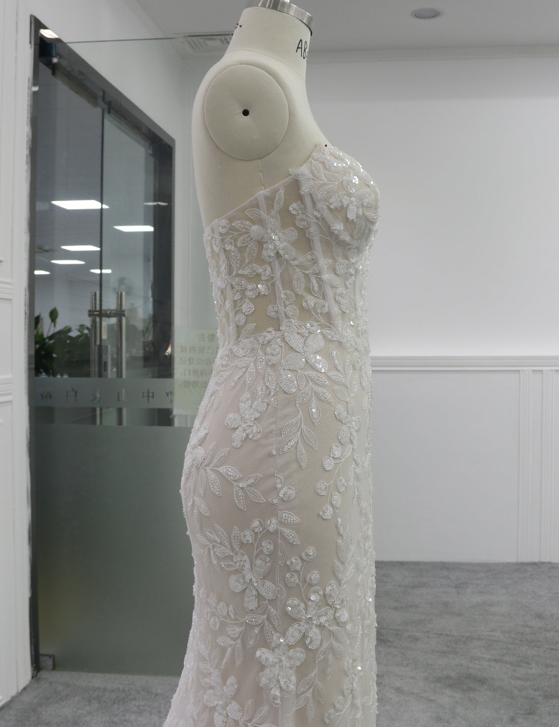 Factory Direct Mermaid Wedding Dress with Train