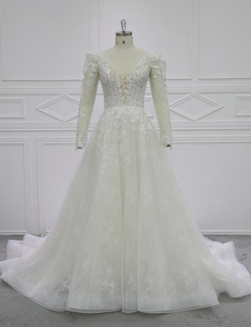 Elegant Bridal Gown with Lace Sleeves