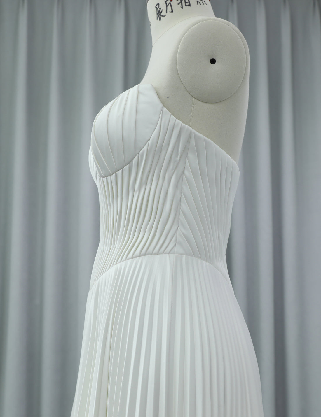 Romantic Minimal Satin Wedding Dress Supplier