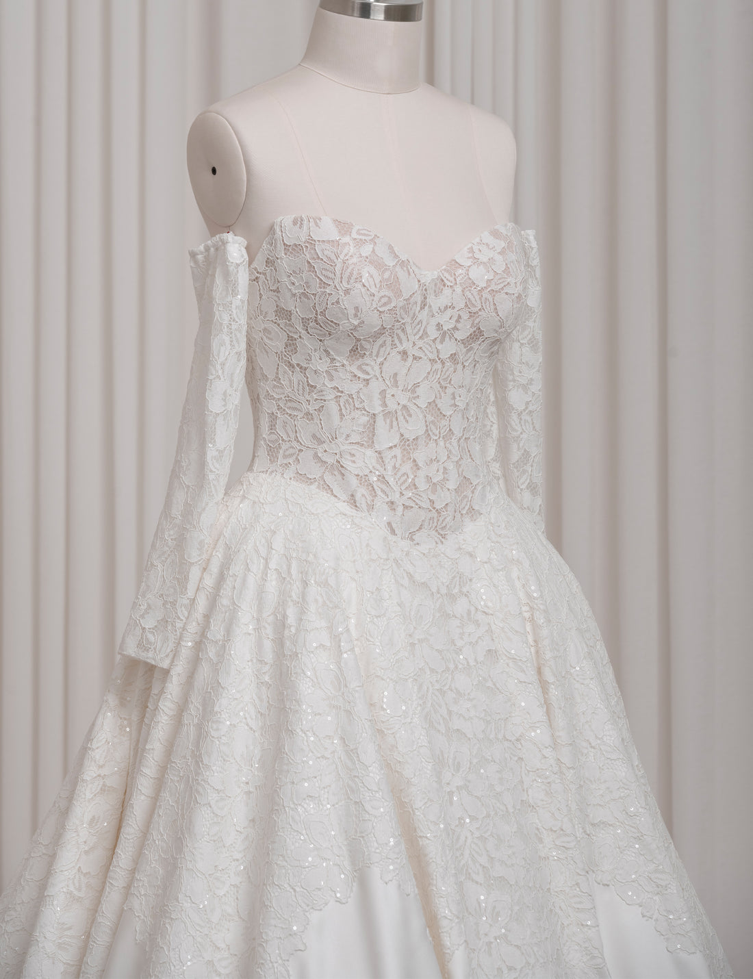 SS27 Contemporary A Line Bridal Gown Manufacturer
