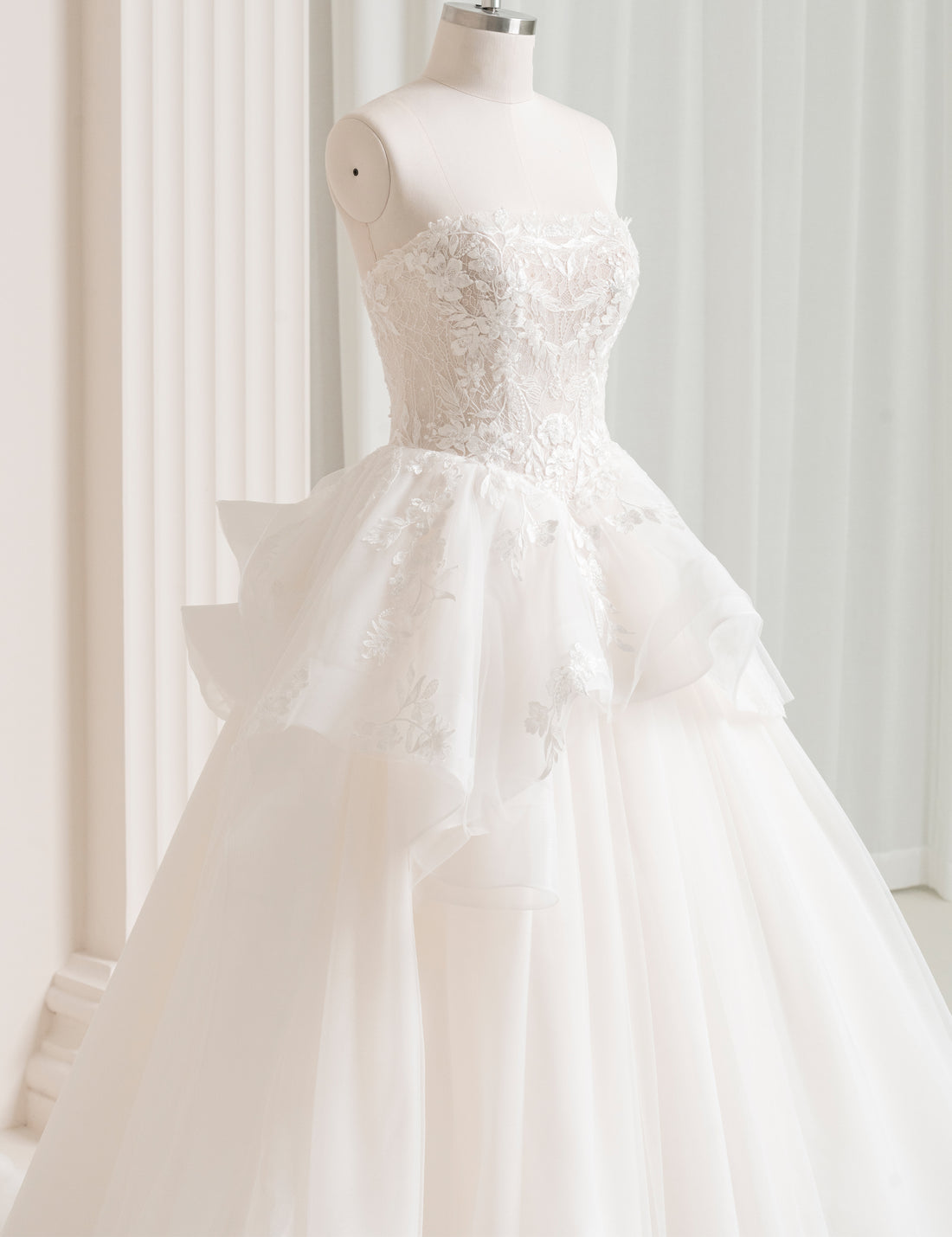SS27 Floral Lace A Line Bridal Gown Wholesale