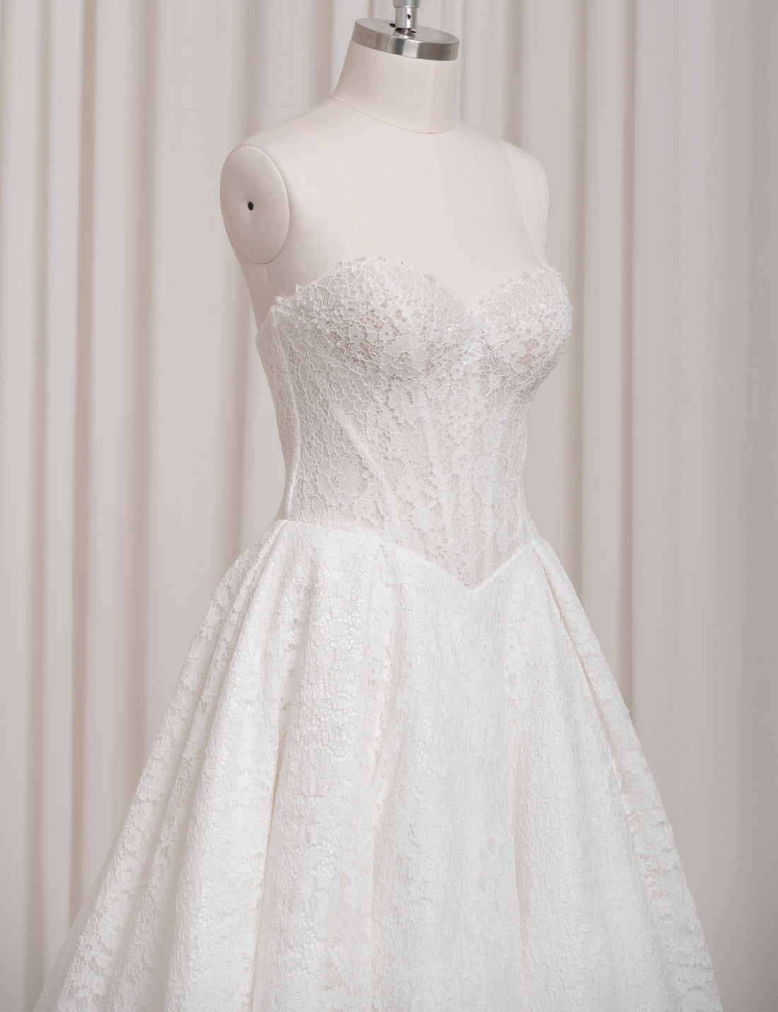 SS27 Sparkling Tulle Bridal Gown Manufacturer