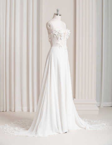 SS27 Luxury Lace Wedding Gown | B2B Bridal Manufacturer