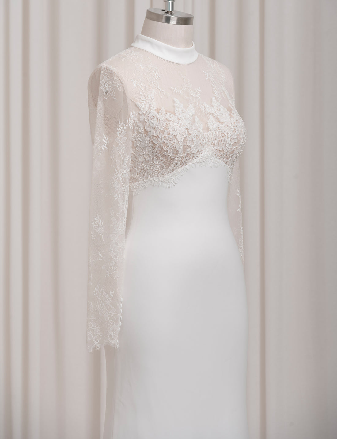 SS27 Custom Cathedral Train Wedding Dress Factory